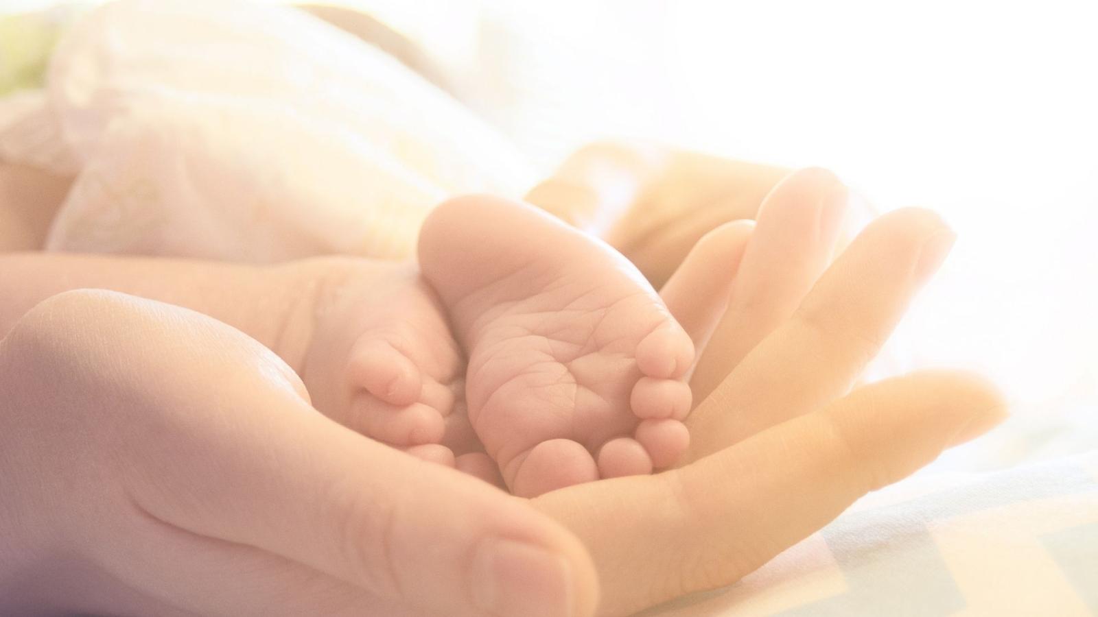 Doğum Sonrası Sırasıyla İzinler Nasıl Kullanılır?